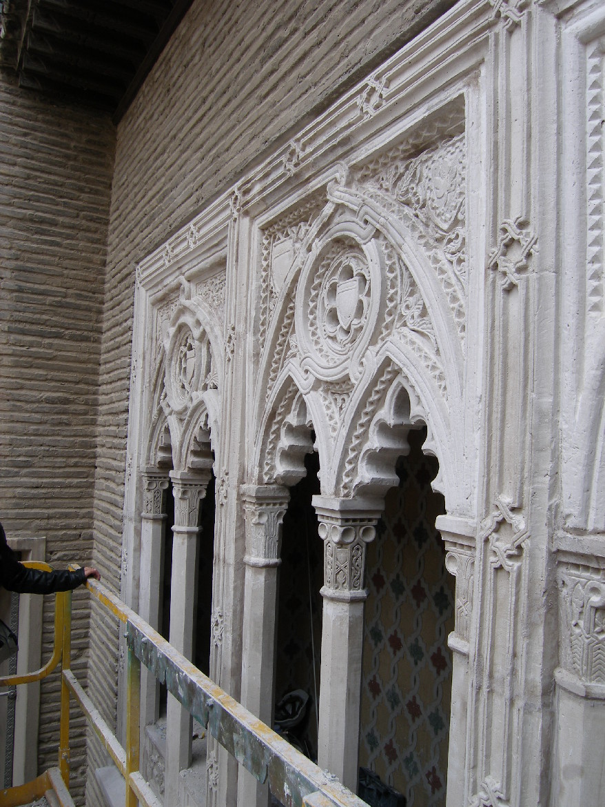Restauración de la casa y el arco del Deán en Zaragoza